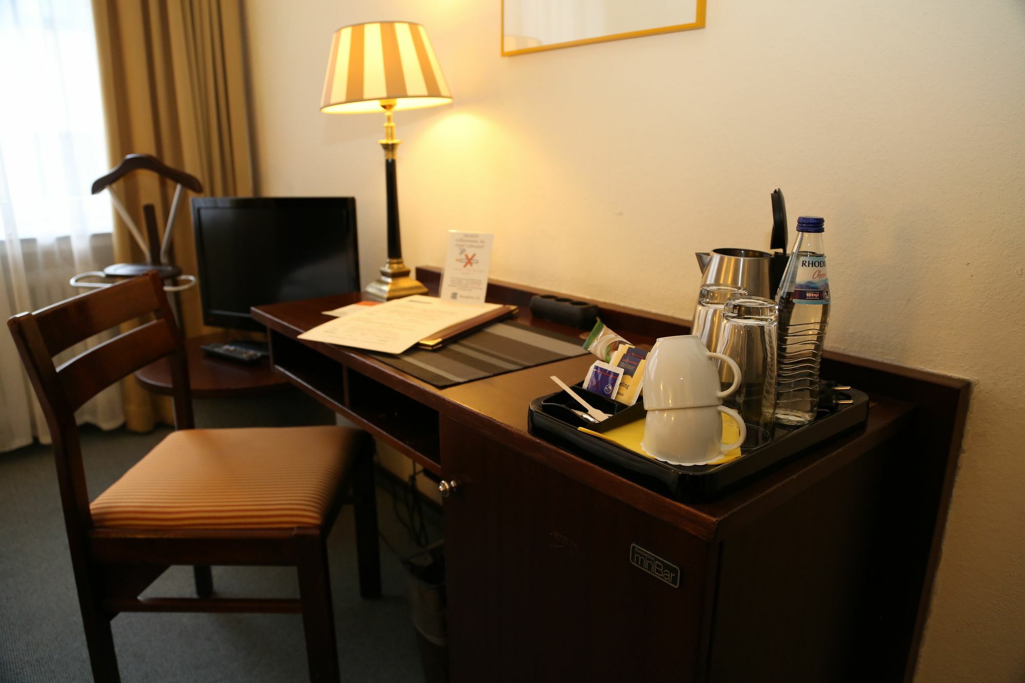 Hotel Loehndorf Бонн Экстерьер фото